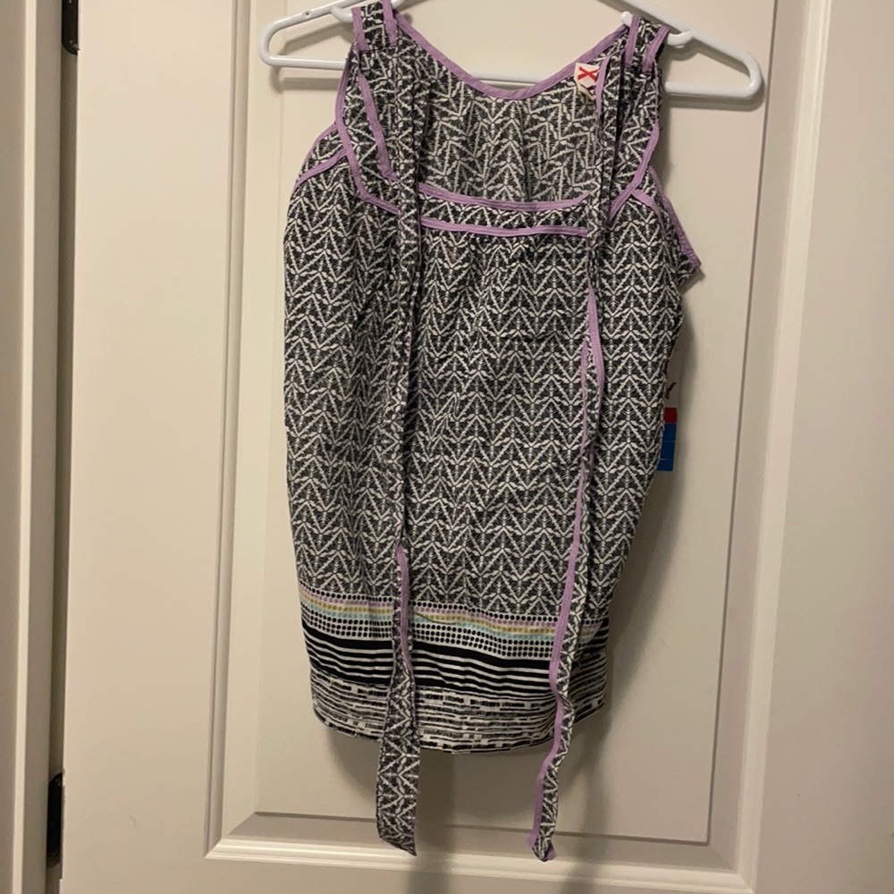 Roxy tank top.
